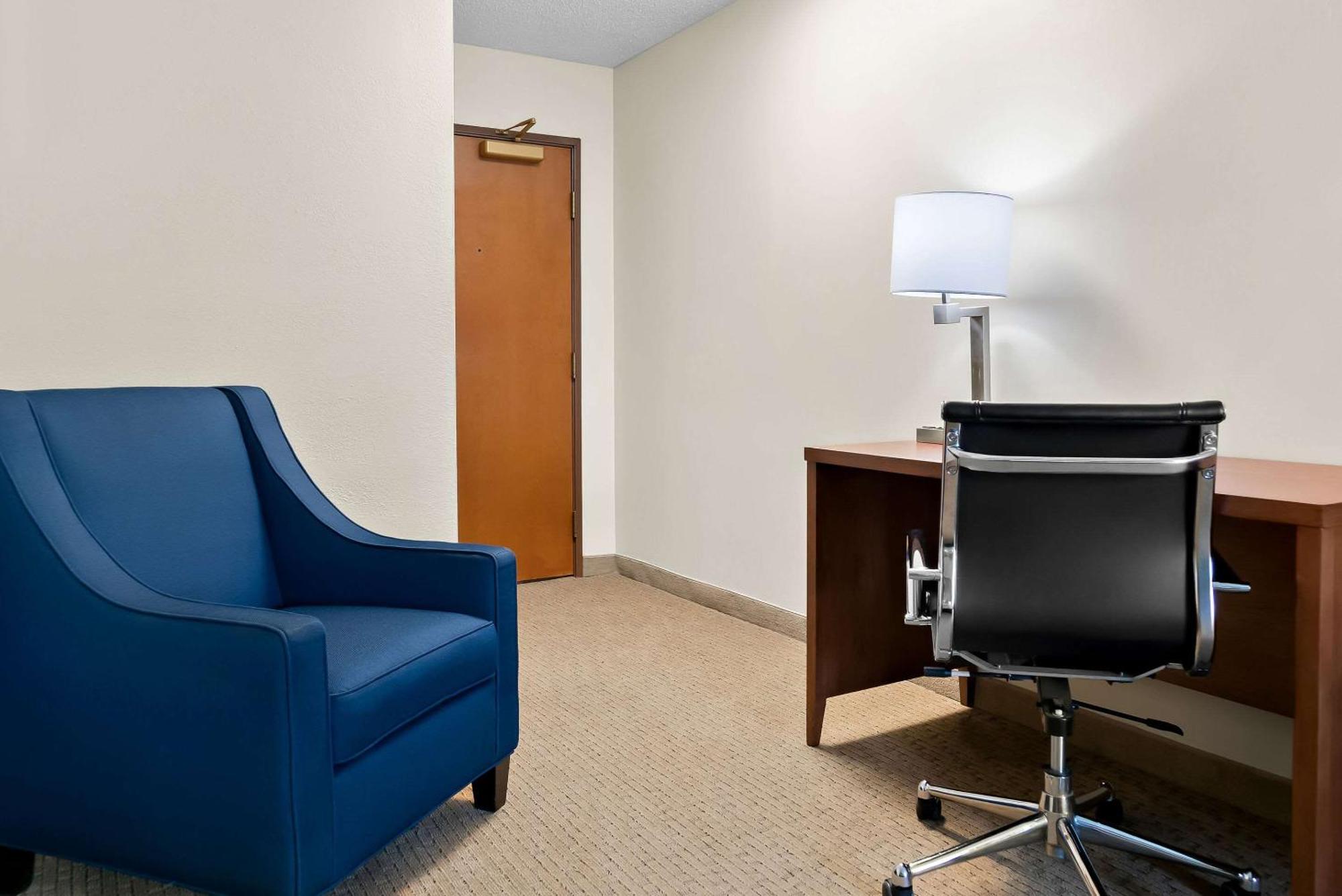 Comfort Inn & Suites Taylor Dış mekan fotoğraf